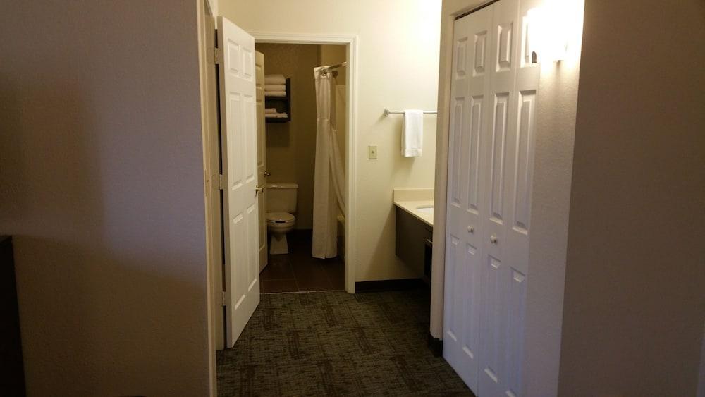 Staybridge Suites Chicago-Oakbrook Terrace By Ihg Exterior photo
