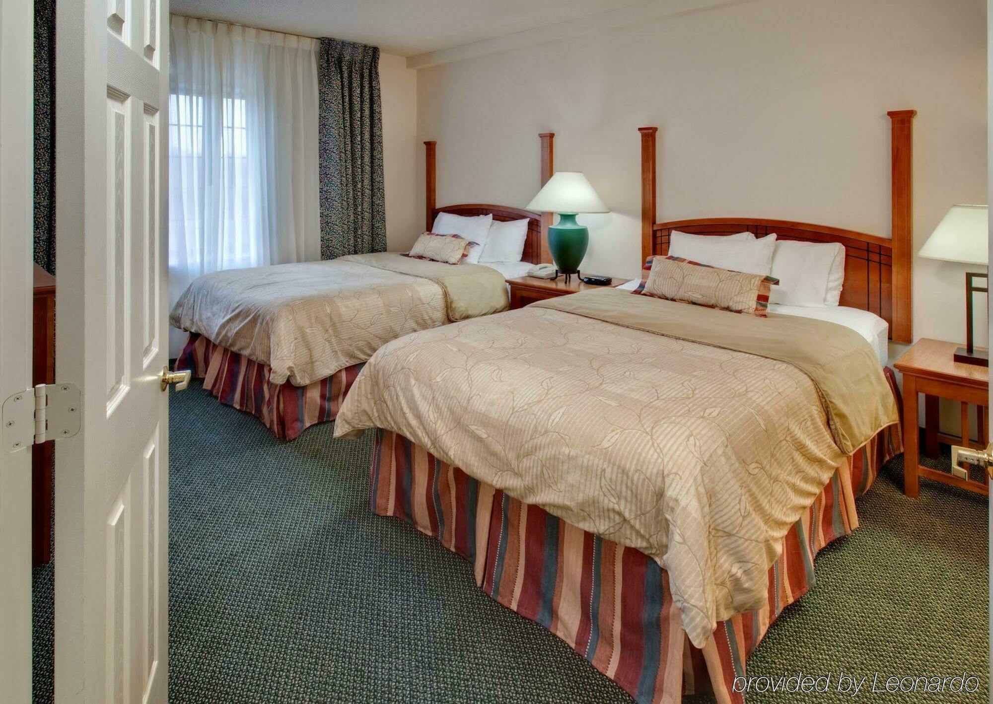 Staybridge Suites Chicago-Oakbrook Terrace By Ihg Room photo