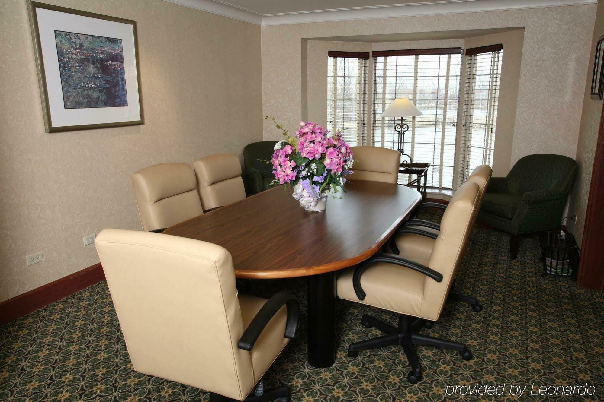 Staybridge Suites Chicago-Oakbrook Terrace By Ihg Facilities photo