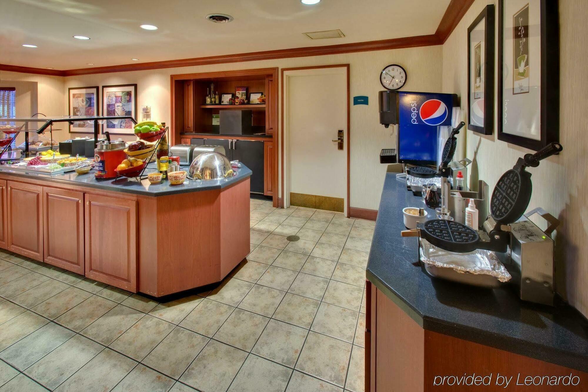 Staybridge Suites Chicago-Oakbrook Terrace By Ihg Restaurant photo